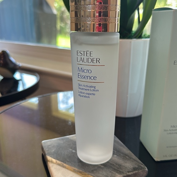 Estee Lauder Micro Essence full size!  (5oz. 150ml) - Picture 2 of 5
